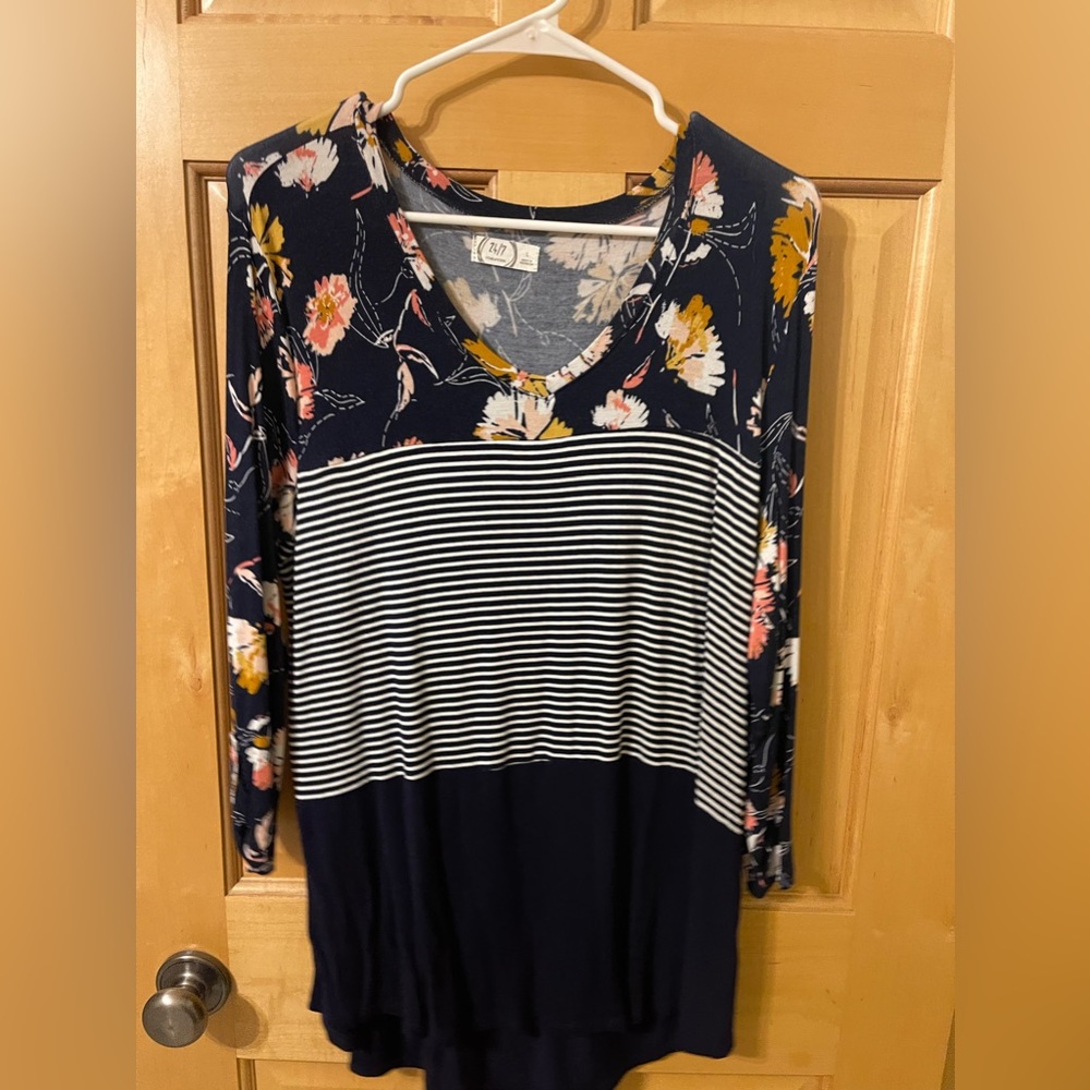 Maurices 24-7  3/4 sleeve top
